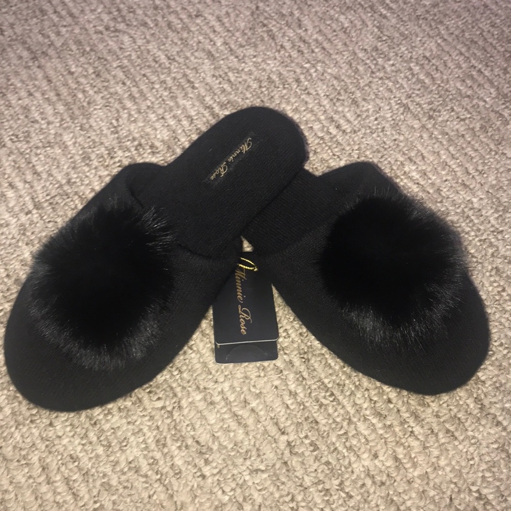 BRAND NEW WITH TAGS MINNIE ROSE REAL FUR SLIPPERS!